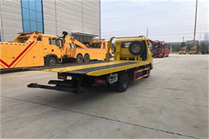 桂东非事故拖车